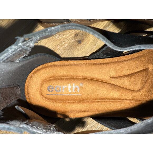 Earth Dale Flat Sandal Black Leather - size 8 - T4 - Picture 11 of 11